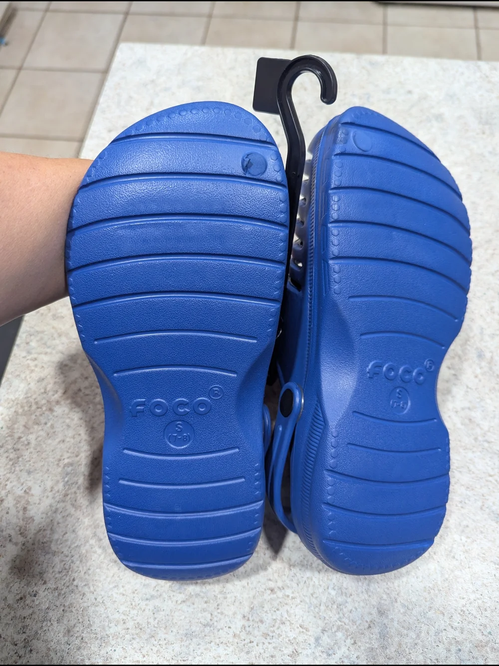 St. Louis Blues Clog Shoes Men's 7-8